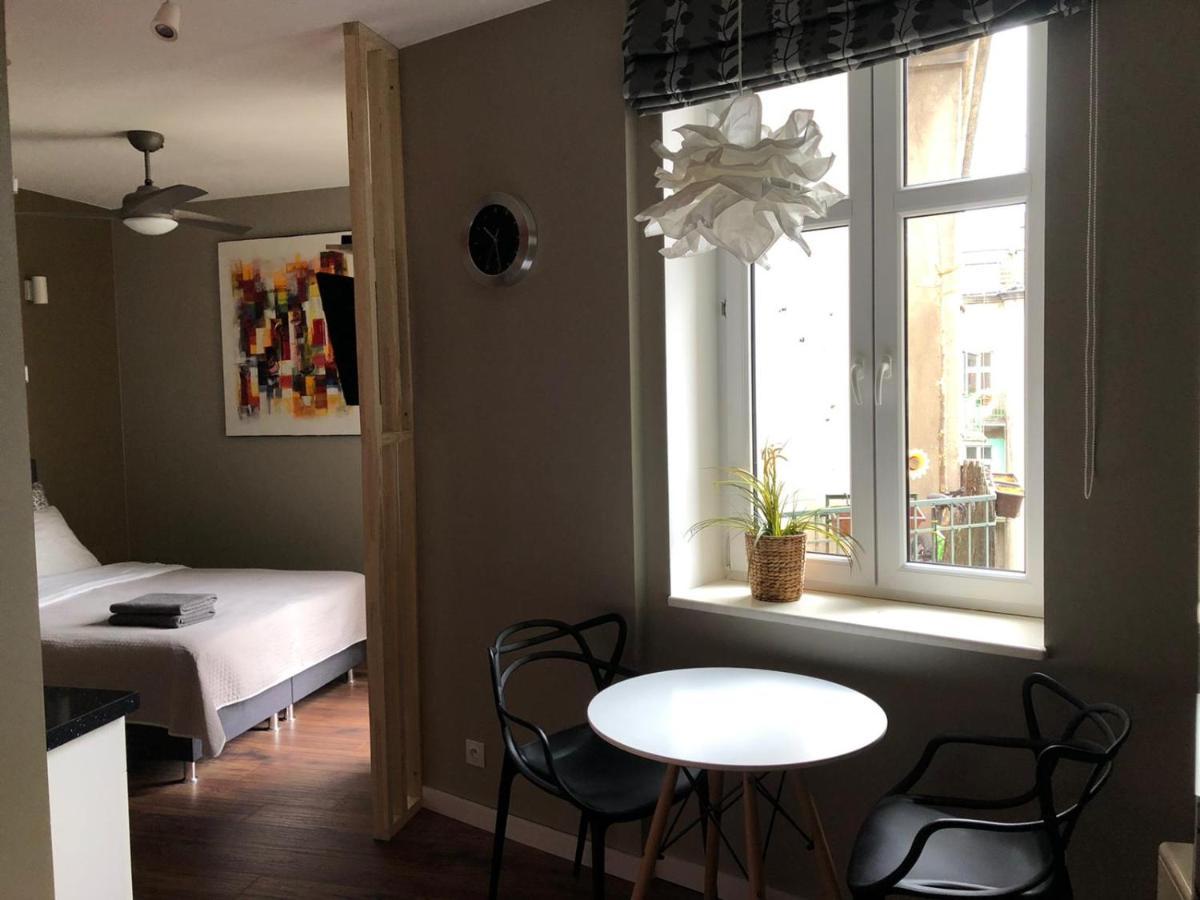 Krakowska 25 Apartment Познан Екстериор снимка